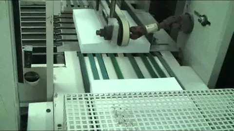 Производство бумаги формата А3  -  A3 paper cut size sheeting & packing