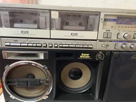 SHARP Sharp GF-999 Сёва ретро винтаж радио-кассетный магнитофон SUPER Woofer FM/AM Radio