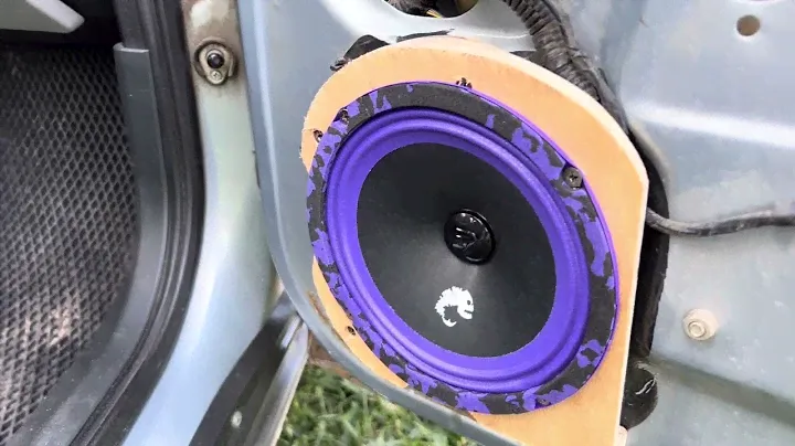 Замена штатных динамиков на громкие динамики DL Audio Piranha 165 v2